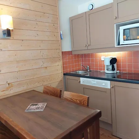 Confortable, Aux Pieds, Balcon Sud, 4 Personnes Apartamento